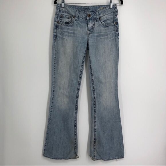 SILVER Light Wash Aiko Bootcut Jean - Picture 1 of 7